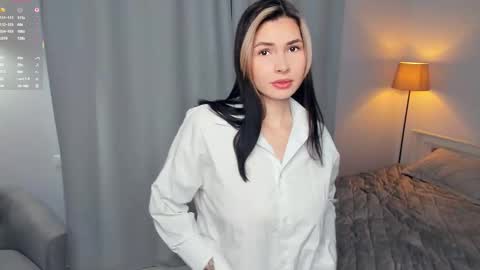 Snapshot of mirandabettman chatting on 14, 12, 2025 My name is Adele online show from 14, 12, 2025