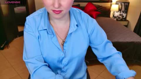 Snapshot of mirandadyson chatting on 15, 4, 2026 MirandaDyson online show from 15, 4, 2026