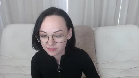 Snapshot of mirasky chatting on 5, 2, 2025 Mira online show from 5, 2, 2025