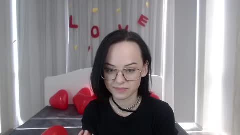 Snapshot of mirasky chatting on 14, 2, 2025 Mira online show from 14, 2, 2025