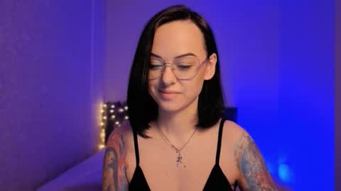 MiraSkyy online show from 25, 2, 2026