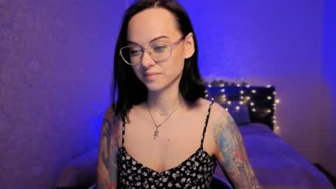 Snapshot of miraskyy chatting on 4, 4, 2026 MiraSkyy online show from 4, 4, 2026