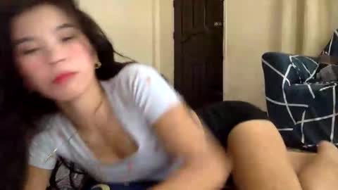 Snapshot of mireill_sex chatting on 2, 6, 2026 mireill_sex online show from 2, 6, 2026