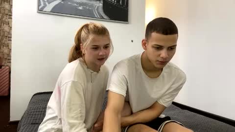 Snapshot of mirelcouple chatting on 16, 4, 2026 mirelcouple online show from 16, 4, 2026