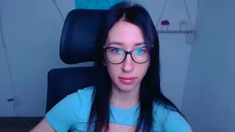 Snapshot of miriam_candyy chatting on 28, 11, 2025 Mariam online show from 28, 11, 2025