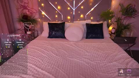 Snapshot of miriellenymph chatting on 27, 3, 2026 Mira online show from 27, 3, 2026