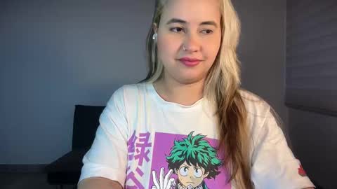 Snapshot of mirilinda chatting on 24, 3, 2026 mirilinda online show from 24, 3, 2026