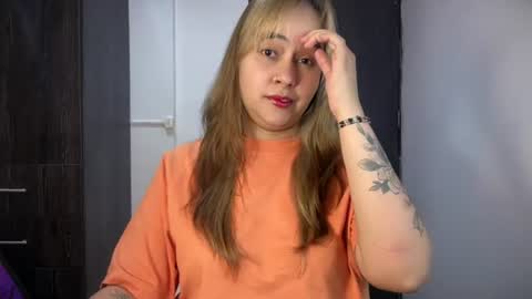 Snapshot of mirilinda chatting on 18, 6, 2026 mirilinda online show from 18, 6, 2026
