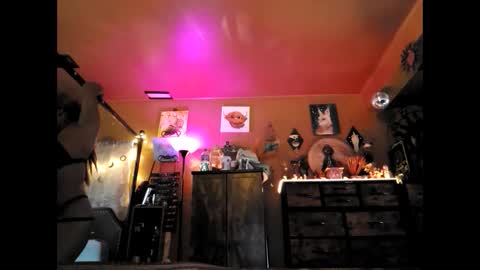 Snapshot of misandrakinx chatting on 30, 9, 2025 misandrakinx online show from 30, 9, 2025