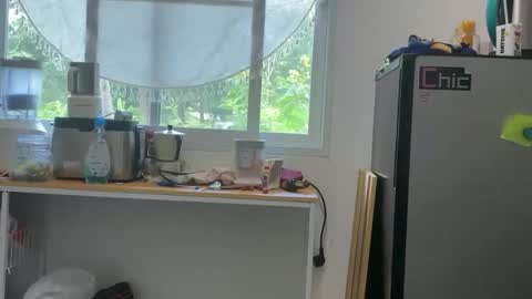 Msha Koletzk online show from 12, 11, 2025