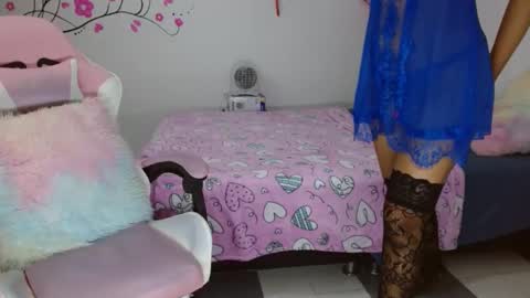 Snapshot of mishka__ chatting on 11, 3, 2025 Mishka online show from 11, 3, 2025