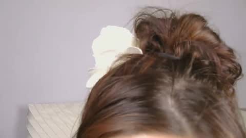 Elora online show from 20, 11, 2025