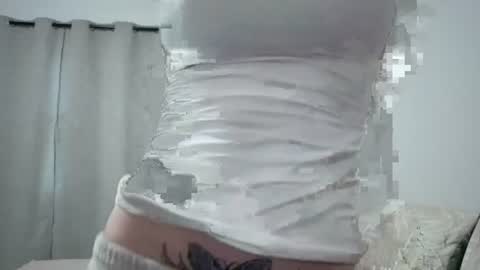 Snapshot of mishymoon chatting on 18, 7, 2026 Elora online show from 18, 7, 2026