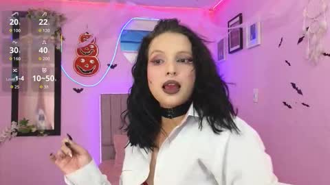 Snapshot of misofialeal chatting on 22, 10, 2025 misofialeal online show from 22, 10, 2025