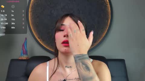 Charlotte online show from 25, 2, 2026