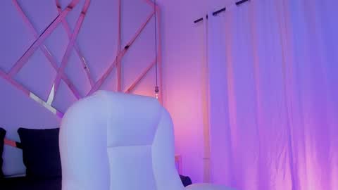 Charlotte online show from 28, 1, 2025