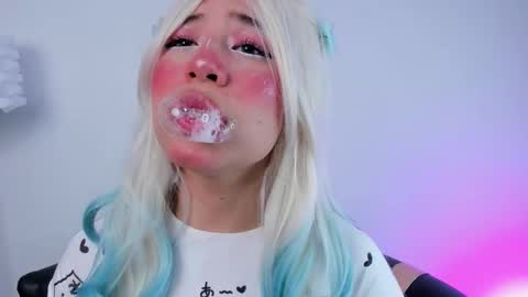 Daphne online show from 8, 10, 2025