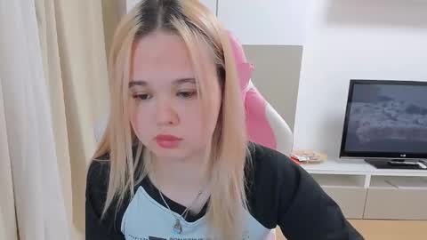 miss__selena online show from 18, 2, 2025