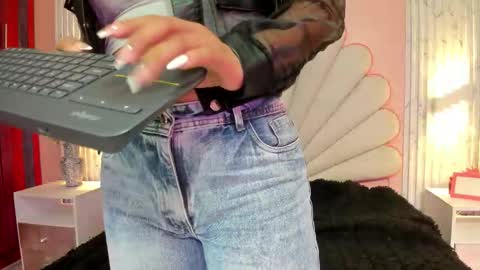 Snapshot of miss__star_ chatting on 17, 3, 2026 miss__star_ online show from 17, 3, 2026