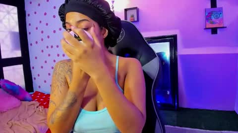 Akemi 3 online show from 24, 10, 2025