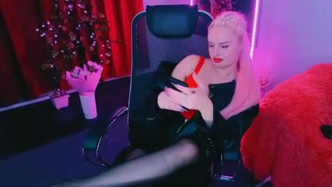 Snapshot of miss_alice_silver chatting on 29, 4, 2026 miss_alice_silver online show from 29, 4, 2026