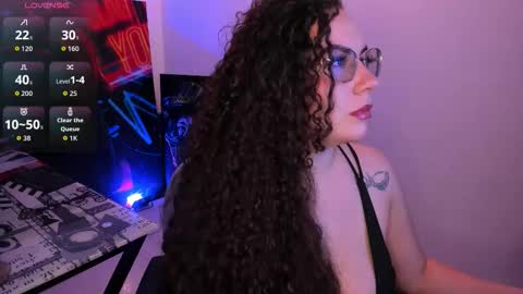 Snapshot of miss_alisse chatting on 17, 12, 2025 miss_alisse online show from 17, 12, 2025