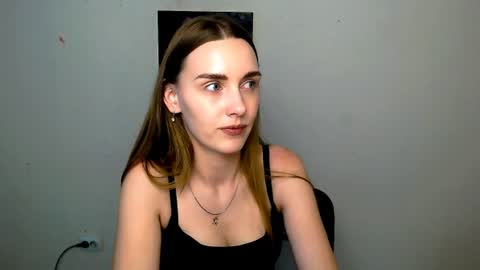Snapshot of miss_angelina_ chatting on 10, 6, 2026 Angelina online show from 10, 6, 2026