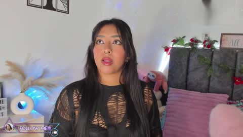 Snapshot of miss_brunette_ chatting on 5, 2, 2025 lucy 3 online show from 5, 2, 2025