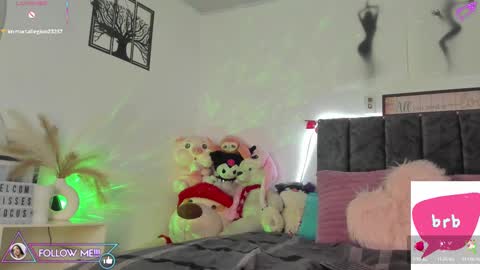Snapshot of miss_brunette_ chatting on 5, 3, 2025 lucy 3 online show from 5, 3, 2025