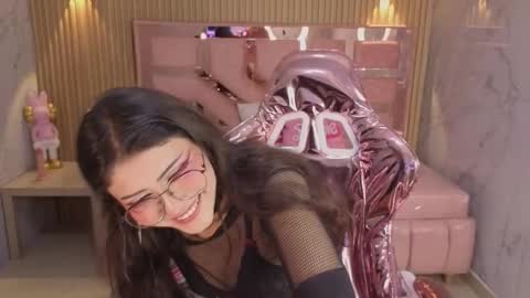 Snapshot of miss_devil_s chatting on 9, 1, 2026 miss_devil_s online show from 9, 1, 2026