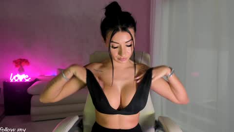 Snapshot of miss_diamond__ chatting on 7, 12, 2024 miss_diamond__ online show from 7, 12, 2024