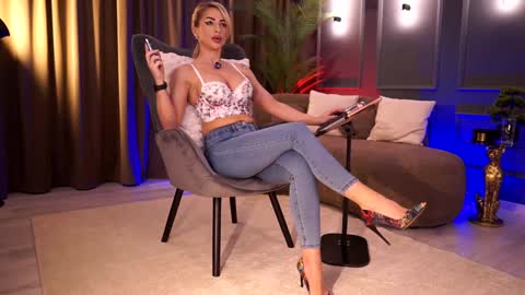 Snapshot of miss_ema_divine chatting on 29, 3, 2026 Miss Ema Devine online show from 29, 3, 2026