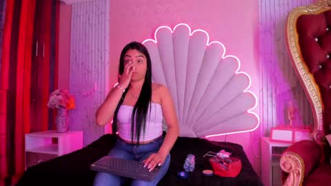 Snapshot of miss_evans_ chatting on 1, 4, 2026 miss_evans_ online show from 1, 4, 2026