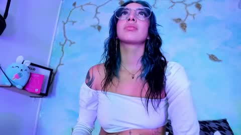 Snapshot of miss_evans_ chatting on 23, 4, 2026 miss_evans_ online show from 23, 4, 2026