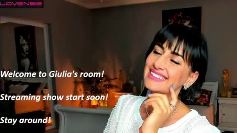 Snapshot of miss_giulia chatting on 19, 4, 2026 Miss Giulia online show from 19, 4, 2026