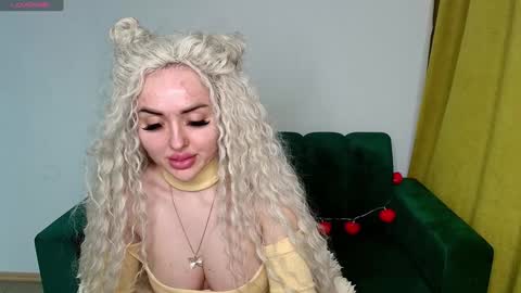 Snapshot of miss_kiten chatting on 31, 1, 2025 miss_kiten online show from 31, 1, 2025