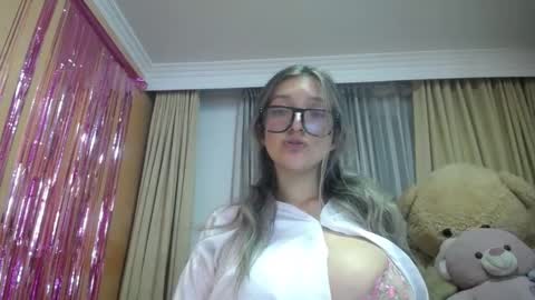 lilieth  online show from 17, 12, 2024