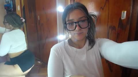 lilieth  online show from 21, 11, 2025