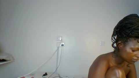 miss_lolah7 online show from 5, 5, 2026