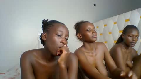 miss_lolah7 online show from 7, 5, 2026
