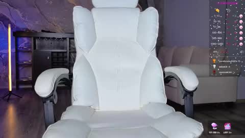 Melina online show from 7, 10, 2025