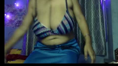 Snapshot of miss_mahi69 chatting on 9, 5, 2026 Mahi online show from 9, 5, 2026