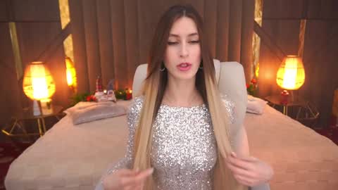 Snapshot of miss_martini chatting on 8, 1, 2025 online show from 8, 1, 2025