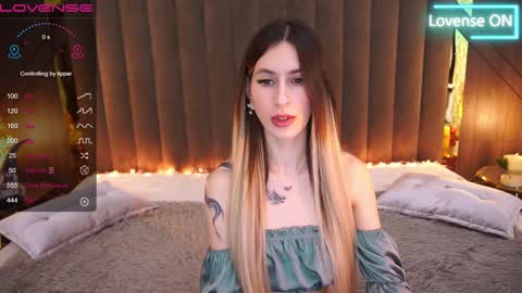 Snapshot of miss_martini chatting on 25, 1, 2025 online show from 25, 1, 2025