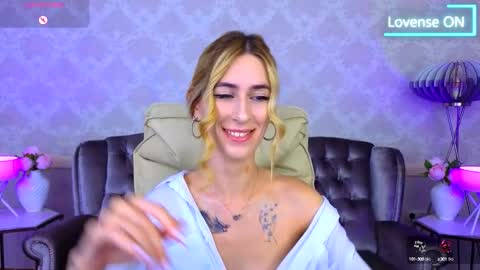 Snapshot of miss_martini chatting on 18, 9, 2025 online show from 18, 9, 2025