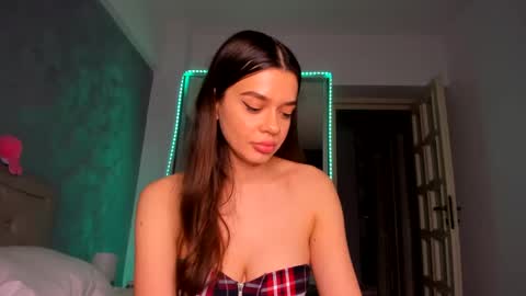 miss_medyson online show from 8, 2, 2025