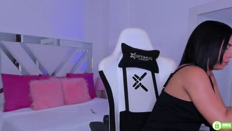 Snapshot of miss_megan__ chatting on 19, 1, 2025 online show from 19, 1, 2025