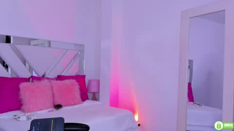 Snapshot of miss_megan__ chatting on 24, 1, 2025 online show from 24, 1, 2025