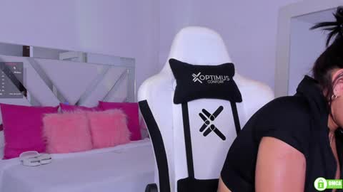 Snapshot of miss_megan__ chatting on 4, 2, 2025 online show from 4, 2, 2025