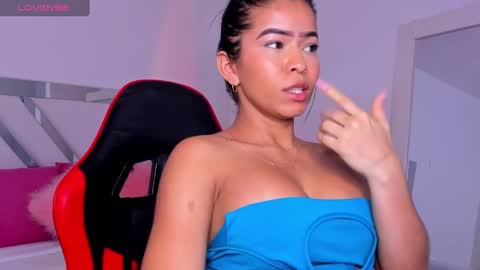 Snapshot of miss_megan__ chatting on 20, 2, 2025 online show from 20, 2, 2025